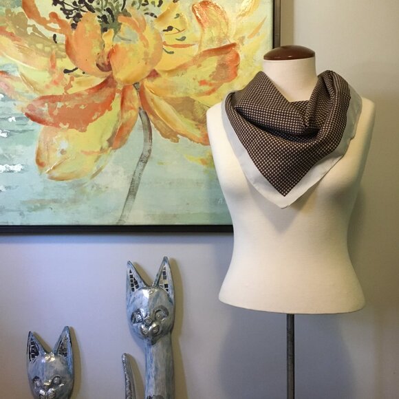 Vintage Glentex Ice and Espresso Puppytooth Square Handkerchief Scarf - Picture 2 of 13